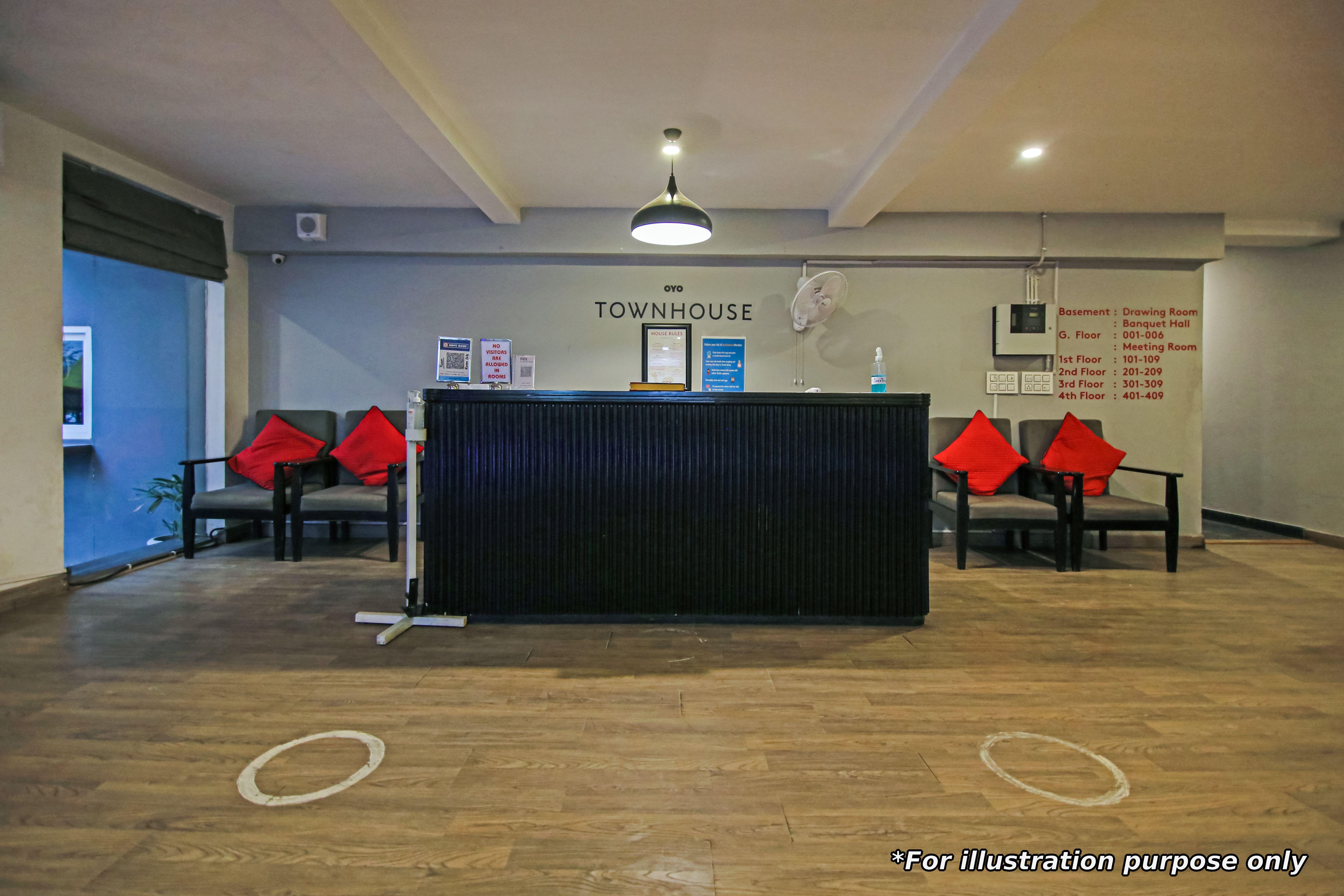 Super Townhouse Mg Road 浦那 外观 照片