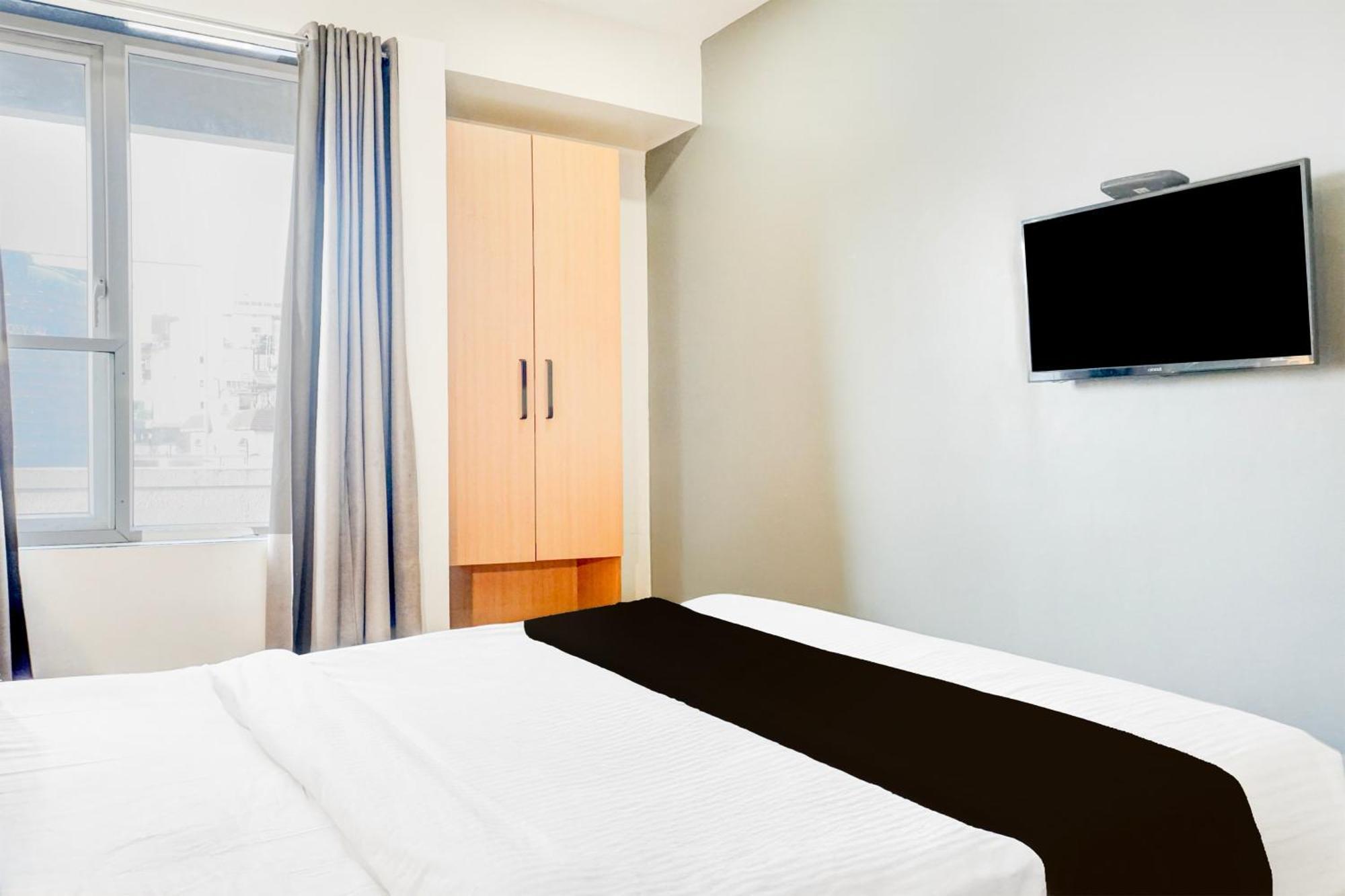 Super Townhouse Mg Road 浦那 外观 照片