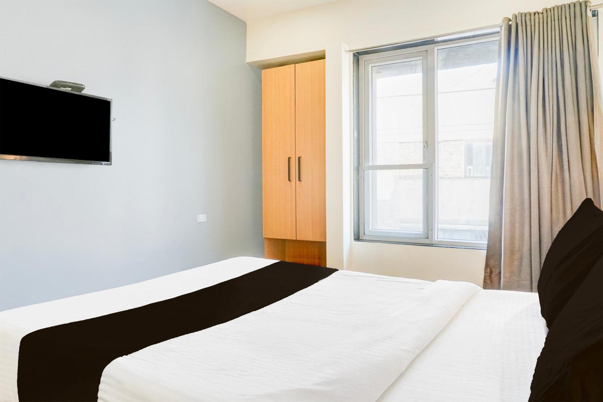 Super Townhouse Mg Road 浦那 外观 照片